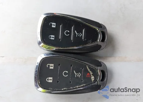 2019 Chevrolet Equinox Lt z USA, uszkodzony, nr VIN 2GNAXUEV0K6263781